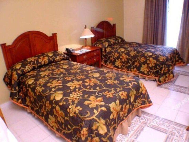 Hotel Puerta Del Rey Santa Cruz de La Sierra Luaran gambar