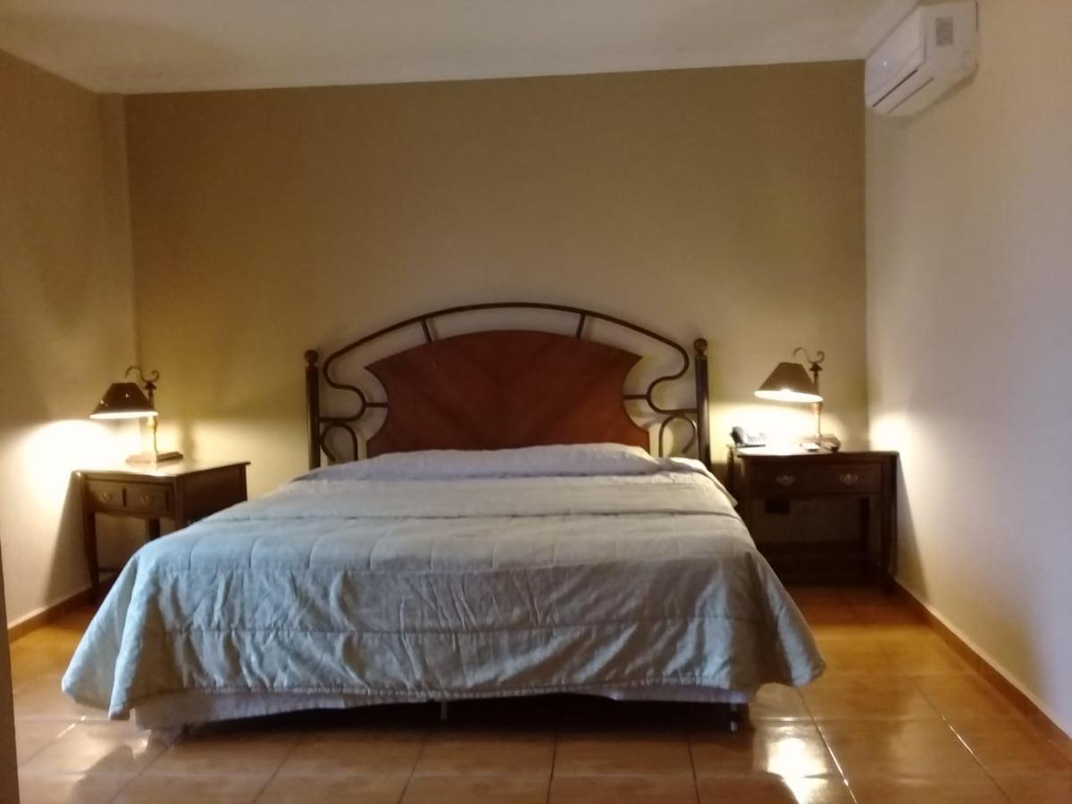 Hotel Puerta Del Rey Santa Cruz de La Sierra Luaran gambar